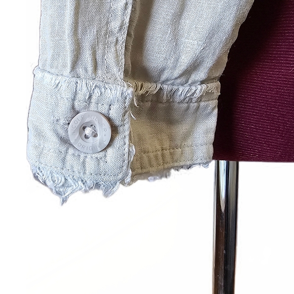 Nicole Miller Cream Linen Jacket with Classic Distressed Denim Style - Picture 9 of 16
